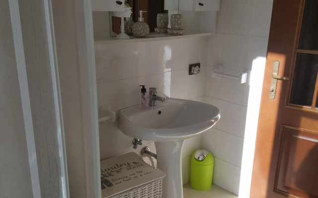 Appealing holiday home in Crone with terrace