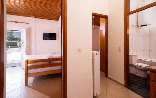 Xenia Suites
