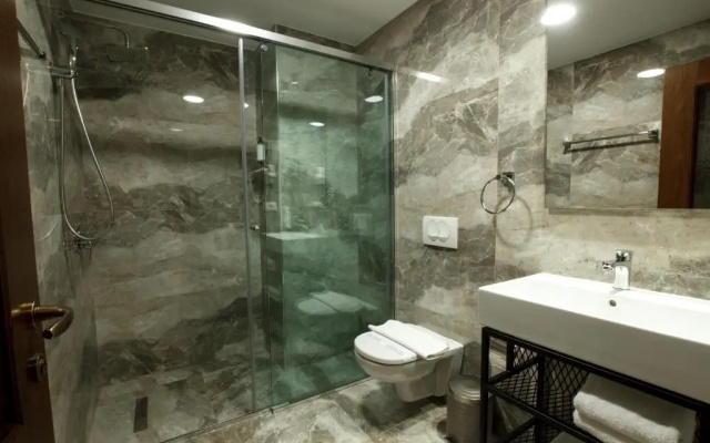 Rose Garden Hotel
