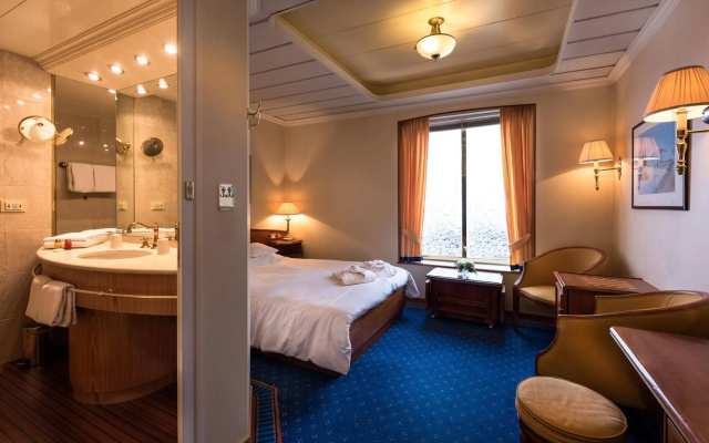 Hotelships Holland