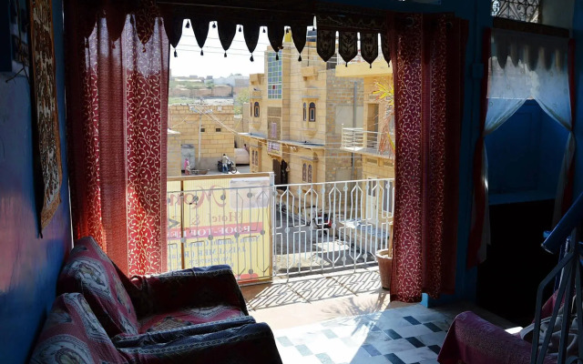 Monica Guest House and Safari