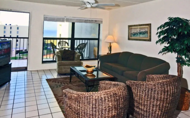 Saida IV Condominium 606