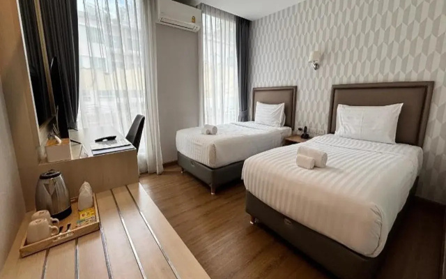 Lucky Hotel Bangkok