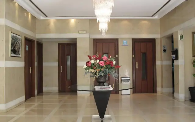 Ona Marbella Inn