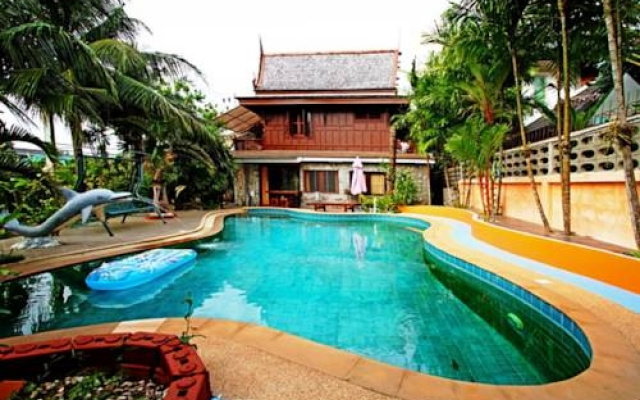 Baan Tippada Phuket