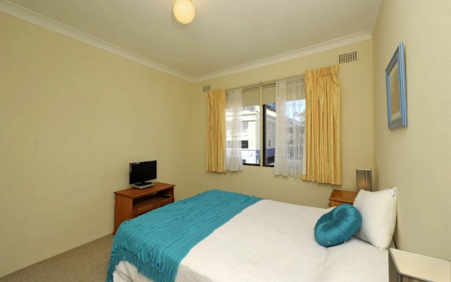 Bay Village Unit 10 Shoal Bay