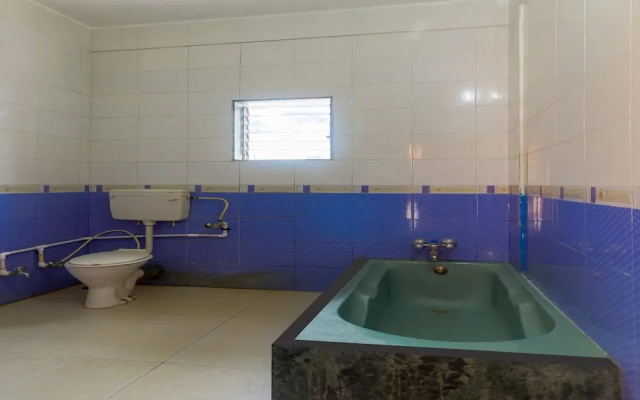 Jaideep Lodge by OYO Rooms