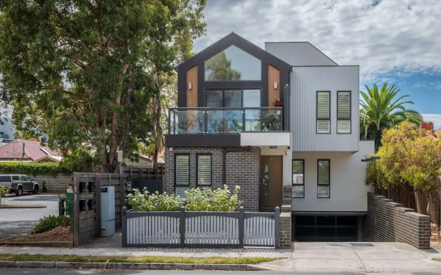 StayCentral - Thornbury Townhouse