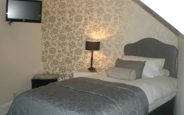 Elmswood Guest House