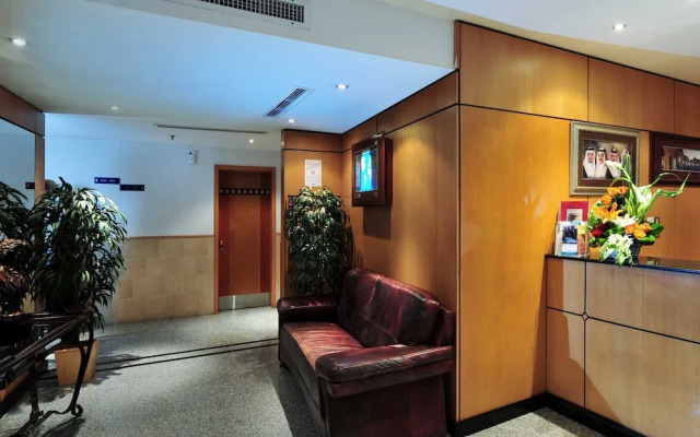 Elite Five Apartments
