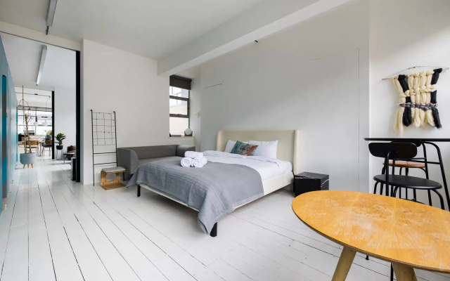 Spacious & Bright Loft Apartment - Shoreditch