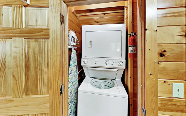 Eastern Sky Mountain Retreat - 2 Br Home