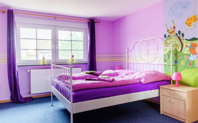 Luxurious Holiday Home in HÃ¼lsa Near Forest