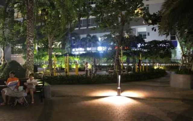 Landmark 81 B&C Free Gym, Pool