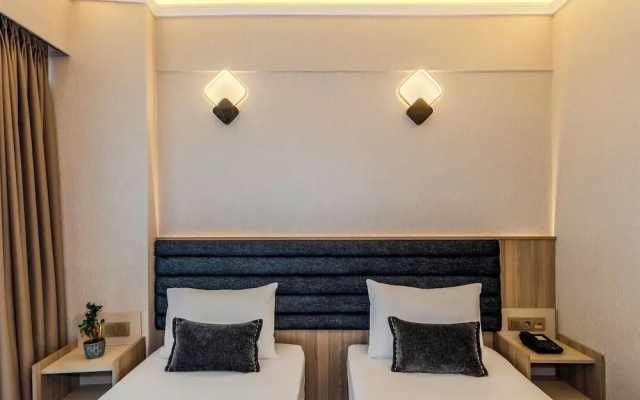 Felix Hotel
