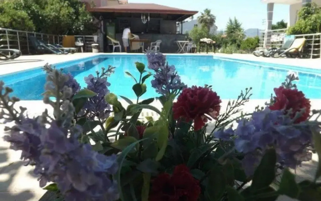 Fethiye Feridun Apart