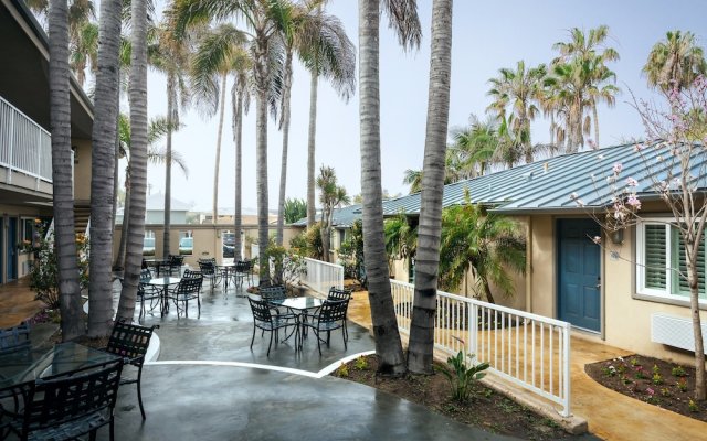 Отель PB Surf Beachside Inn США, Сан-Диего - отзывы, цены и фото номеров - забронировать отель PB Surf Beachside Inn онлайн вид на фасад