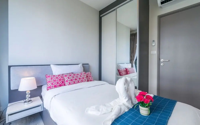The Base Condo Pattaya by Supee
