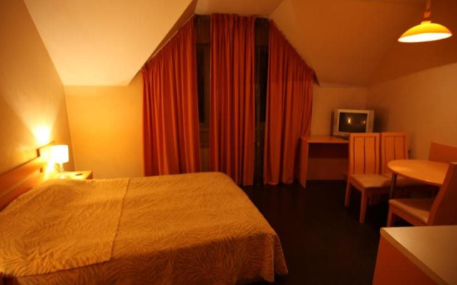 Royal Plaza Hotel Apartments