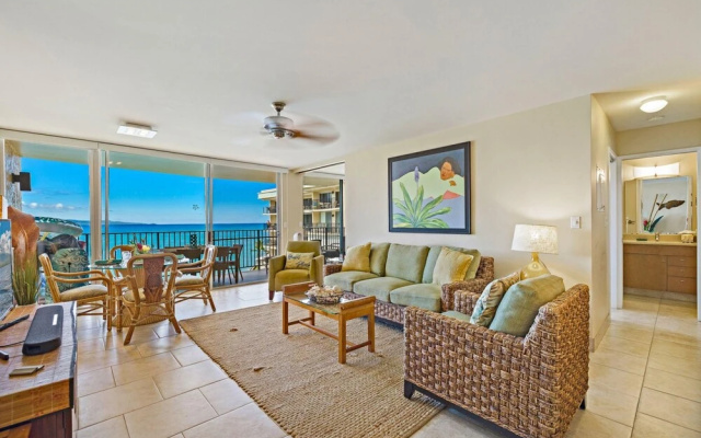 Hololani B703 by Maui Life Realty