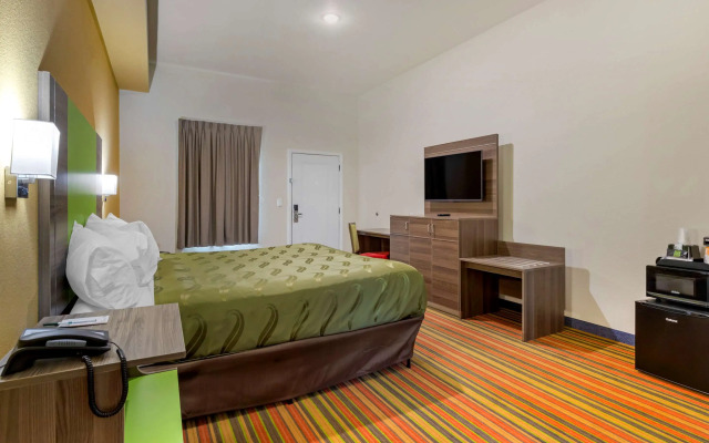 Quality Inn & Suites Elgin