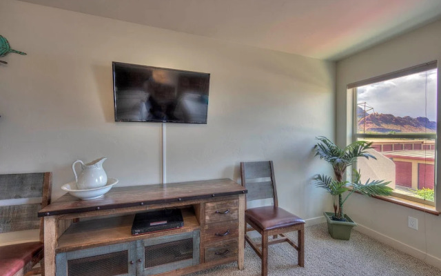 Desert Winds 7 by MoabCondos4Rent