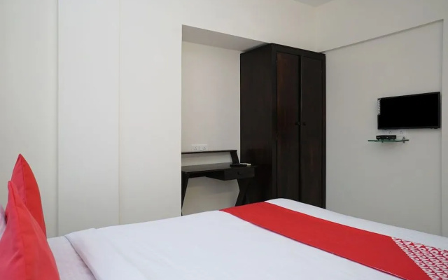 OYO 23670 Hotel Resonare Residency