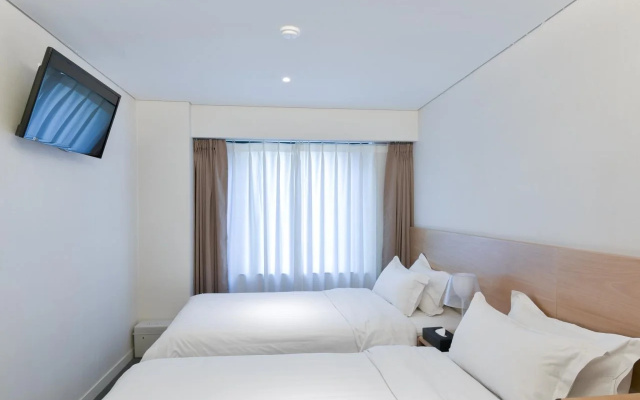 I.T.W. Hotel
