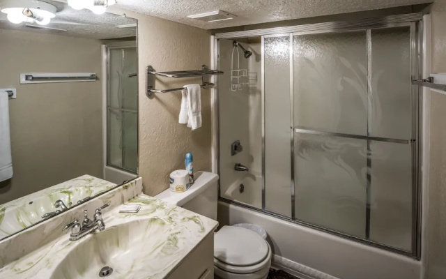 Overlook - Four Bedroom Townhome