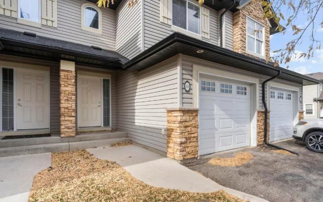 Private 3BR Stonebridge Close to restaurants&shops