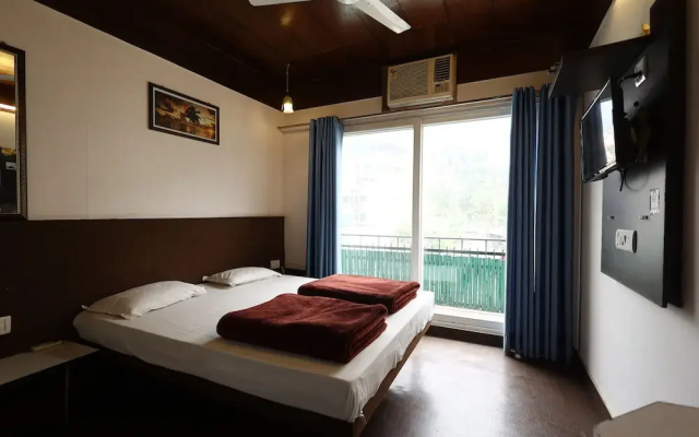 Hotel Moksha