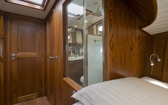 Domicil Yacht Hotel