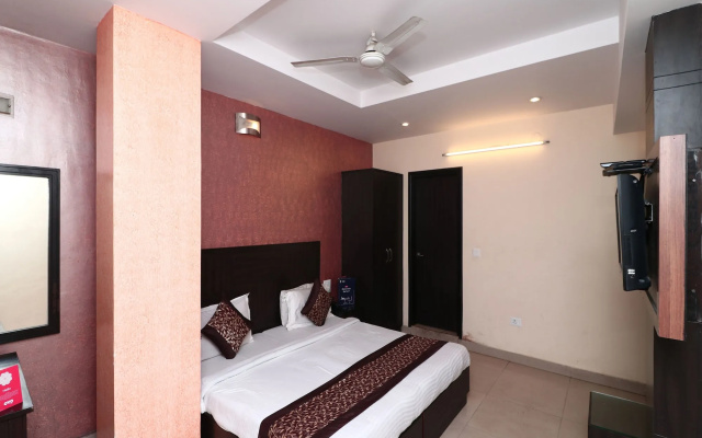 Oyo 15922 Hotel Himalayan Breeze