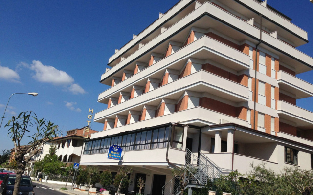 Hotel Riviera