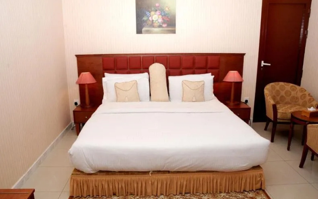 California Suites Hotel