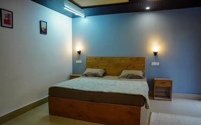 7 Lake Stays Sattal