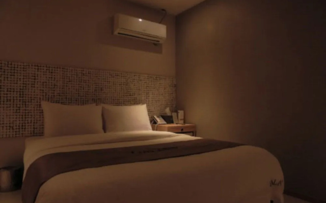 Galaxy Hotel