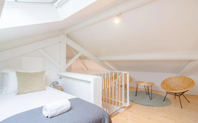 Taipas-11 in Oporto With 2 Bedrooms and 1 Bathrooms