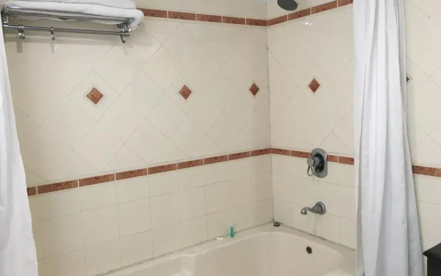 Hotel Lawrence