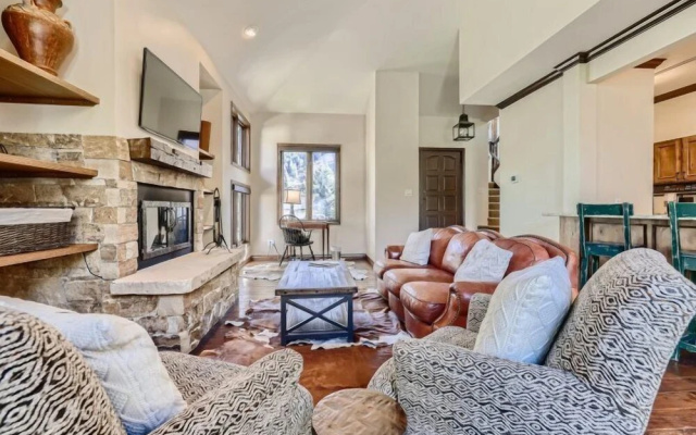 1-10 N. Fairway Drive