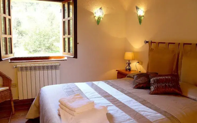 Casa Rural Masia Forn del Vidre