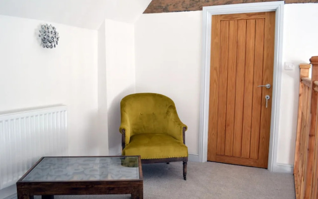 The Small House B&B
