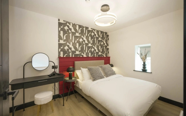 The Sixty 19 Stylish Studios and Apt.