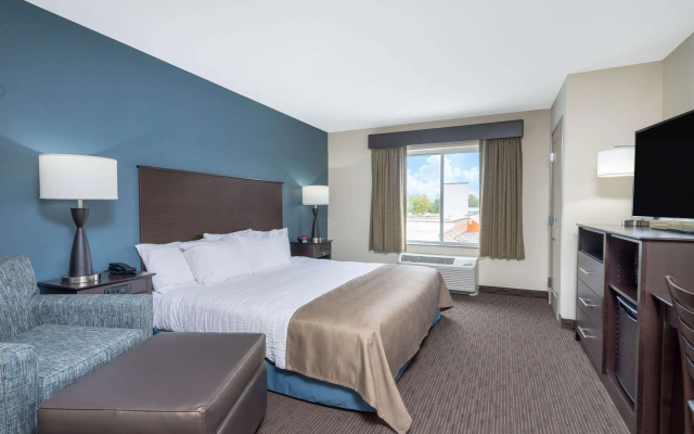 AmericInn by Wyndham Windom