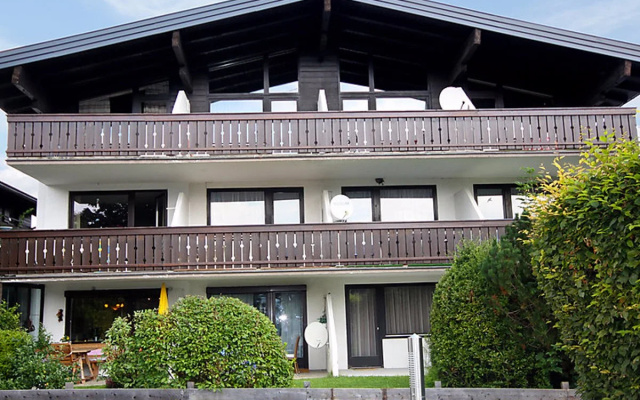 Haus Point 25020