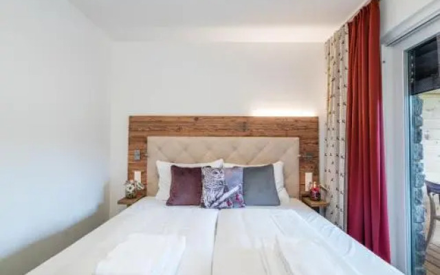 Villagepark Suites by VAYA