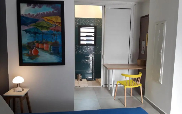 Maison Tonga Piscine - Jacuzzi Confort (Adults Only)