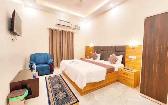 Hotel V Palace Ayodhya