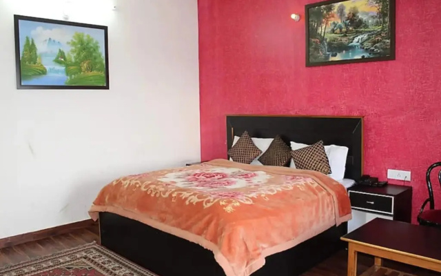 Hotel Himadri