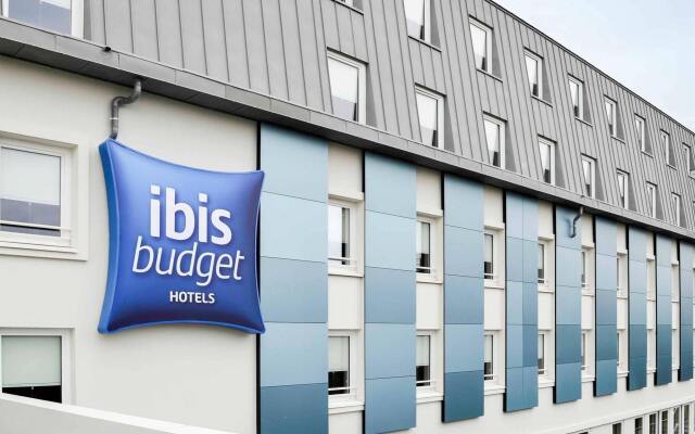 Отель ibis budget Paris Porte de Vanves вид на фасад